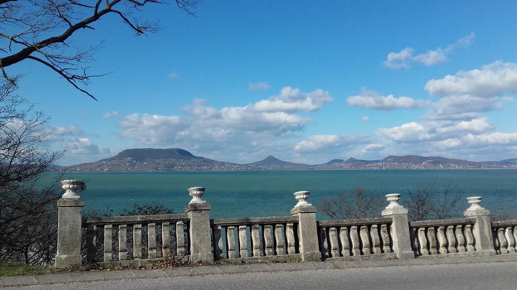 Vízparti nyaraló Fonyód Exterior foto
